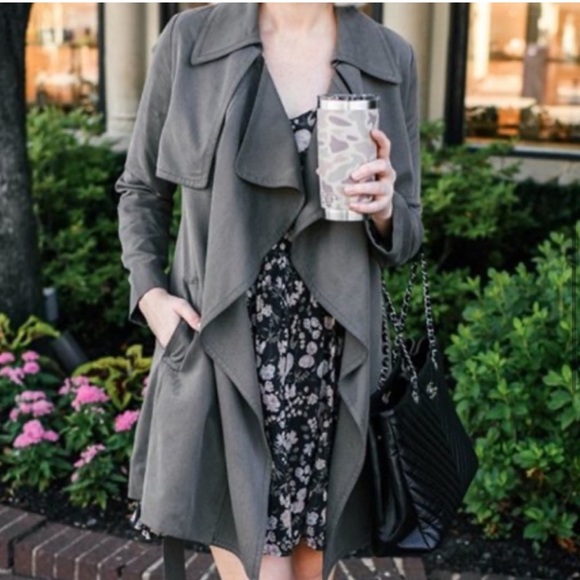 Club Monaco Olive Green trench jacket - Picture 8 of 8